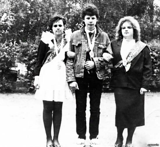 1991 год. Последний звонок. Ясенко Илона, Шершень Александр, Ефимова